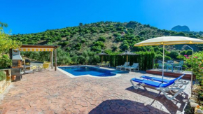 Villa Los Rosales El Gastor by Ruralidays, El Gastor